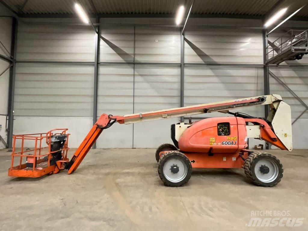 JLG 600 AJ Nacelles articulées