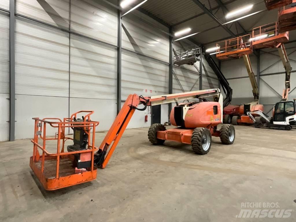 JLG 600 AJ Nacelles articulées