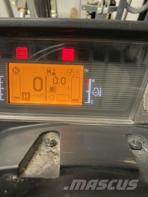 Mitsubishi FD25N3 Chariots diesel