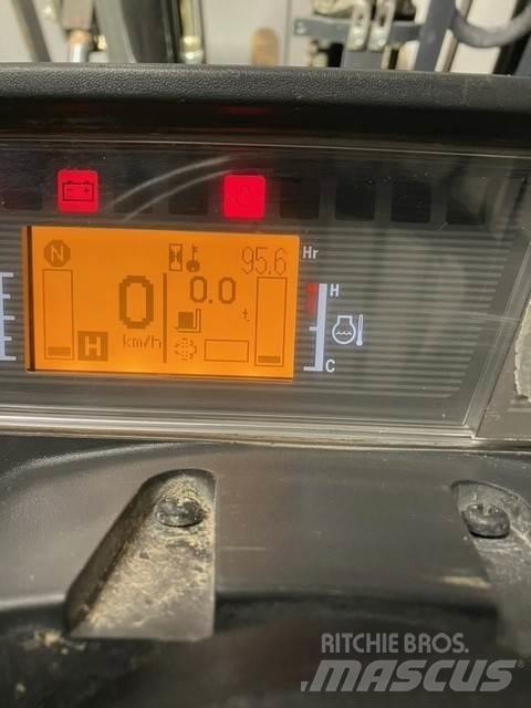Mitsubishi FD25N3 Chariots diesel