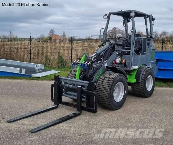 WCM L2316 und L2416 Chargeur frontal, fourche