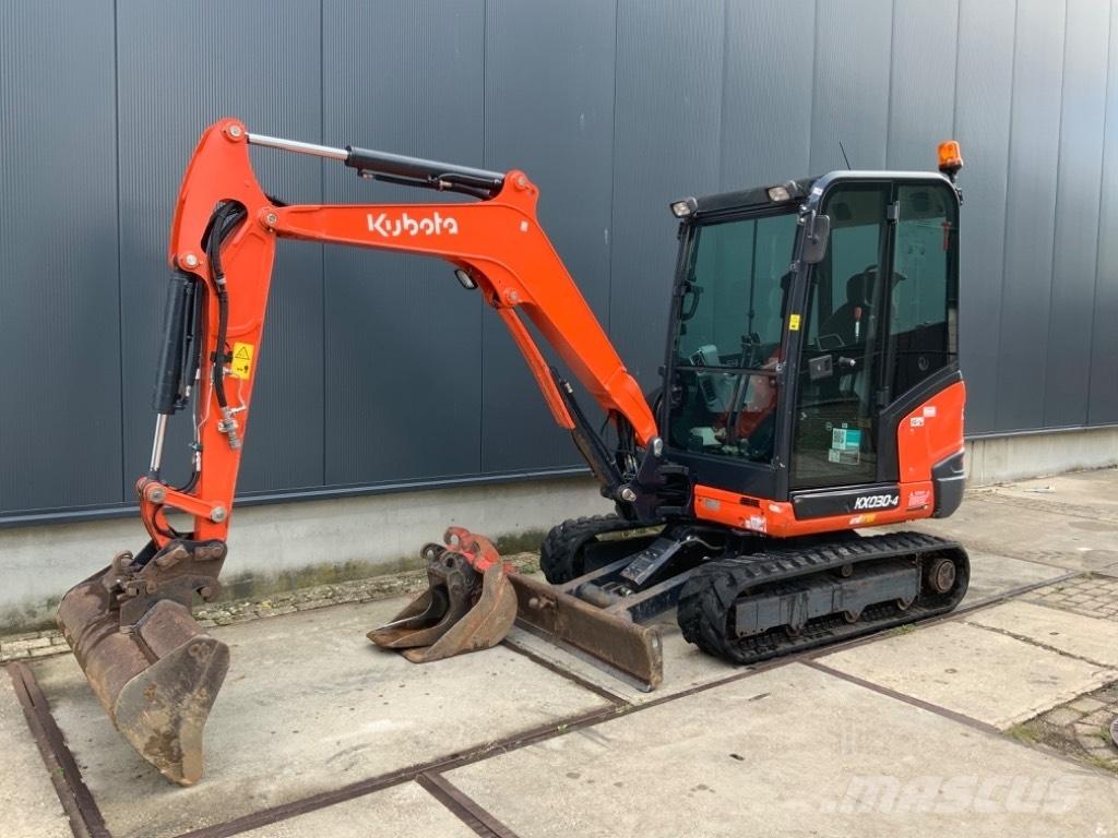Kubota KX 030-4 Mini pelle < 7t