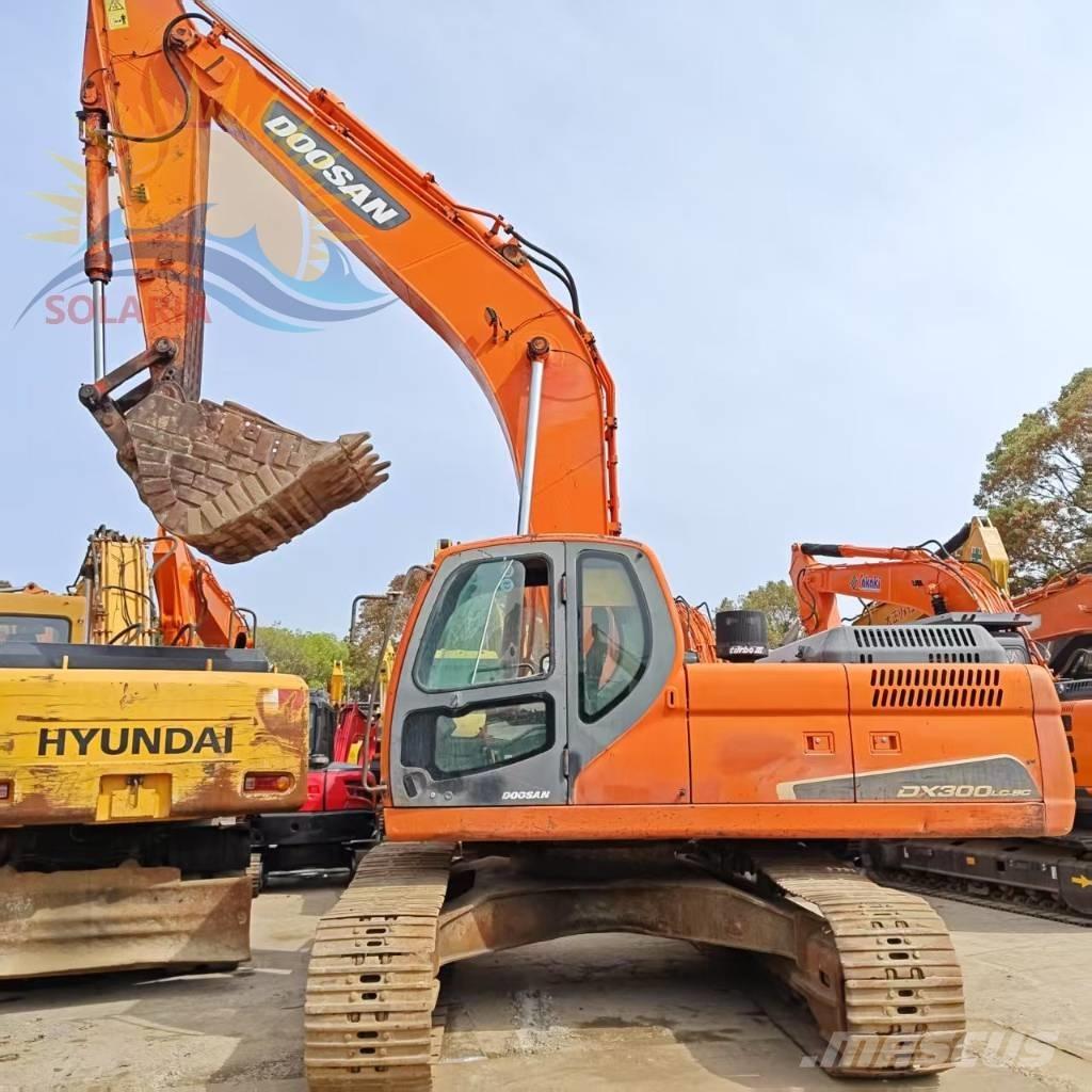 Doosan DX 300 LC Pelle sur chenilles