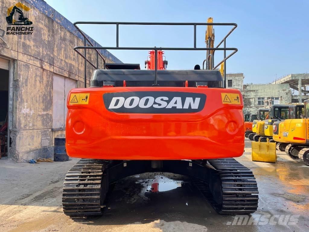 Doosan DX 300 LCA Pelle sur chenilles
