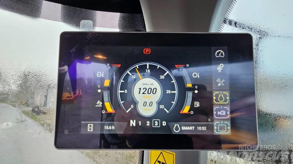 CASE 521 Chargeuse sur pneus