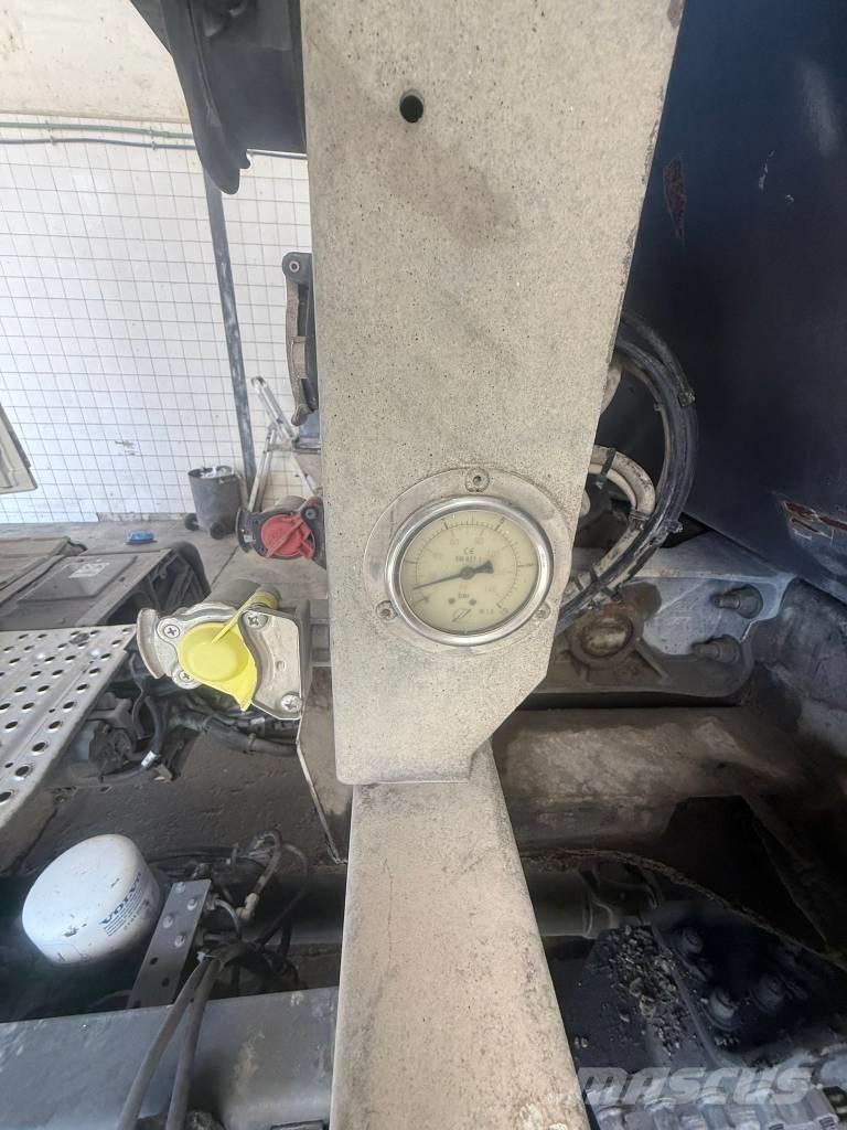 Fruehauf FST4FC, Benne semi remorque