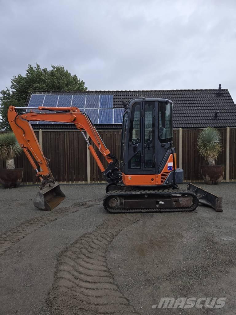 Hitachi ZX 35 U-2 Mini pelle < 7t