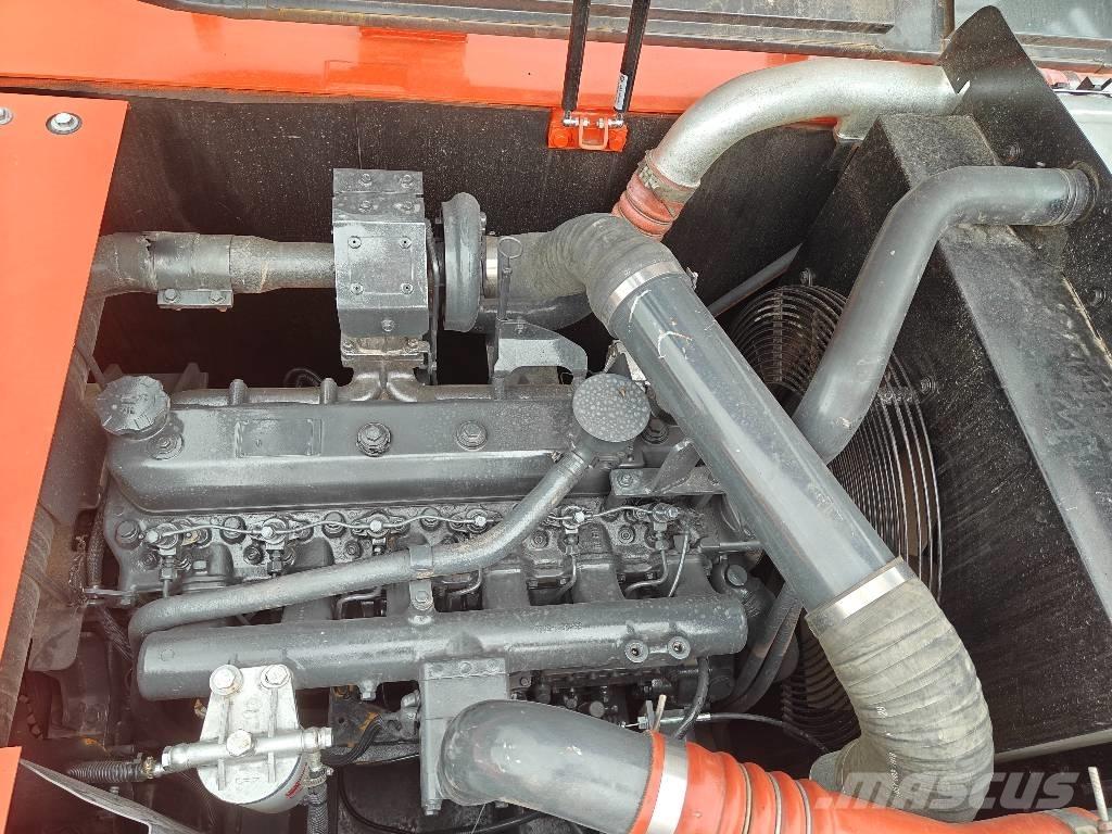 Doosan 225 LCA Pelle sur chenilles