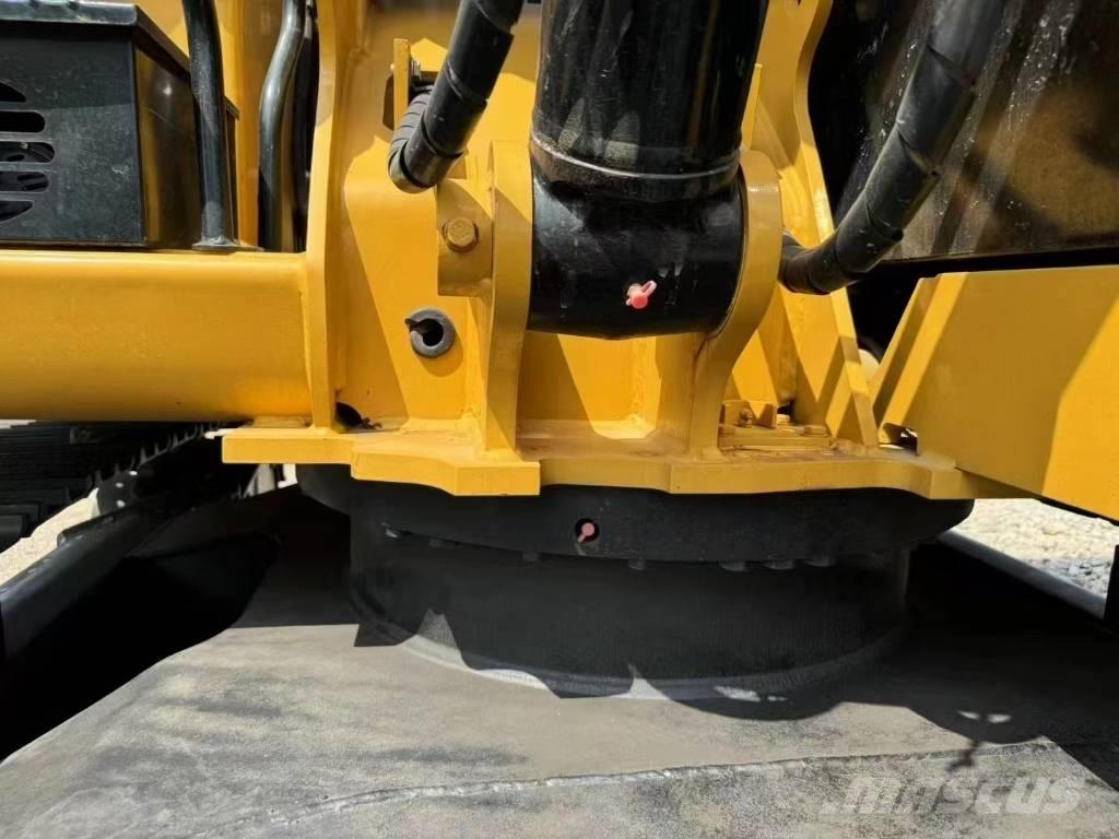 CAT 307E2 Pelle sur chenilles