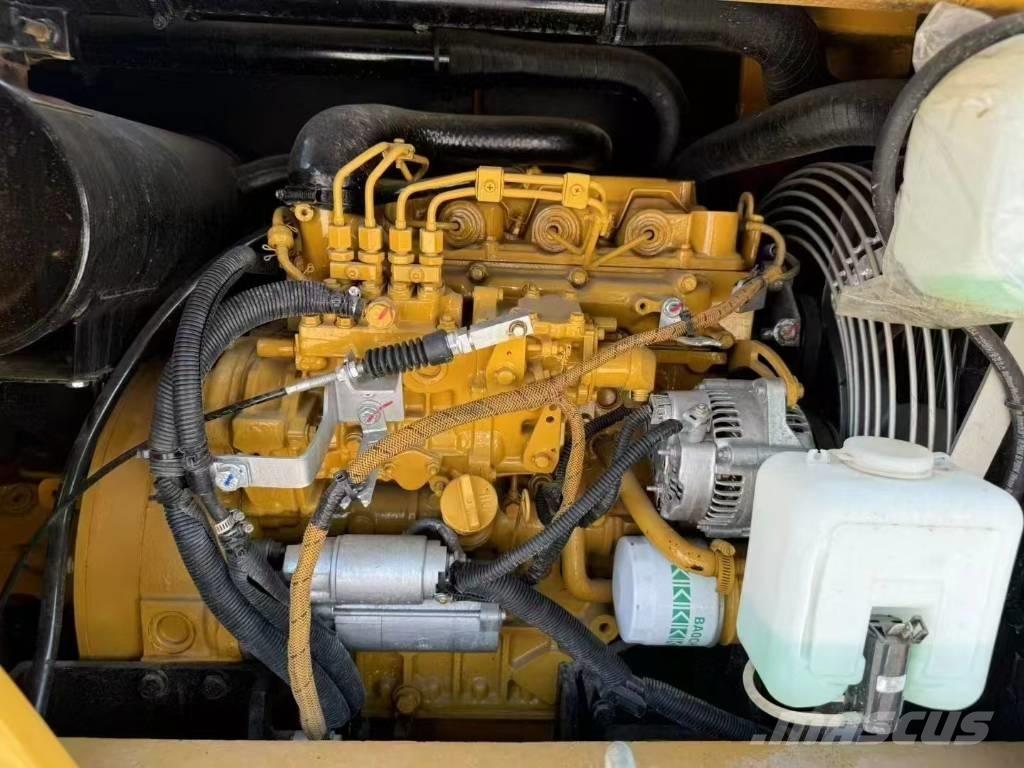 CAT 307E2 Pelle sur chenilles
