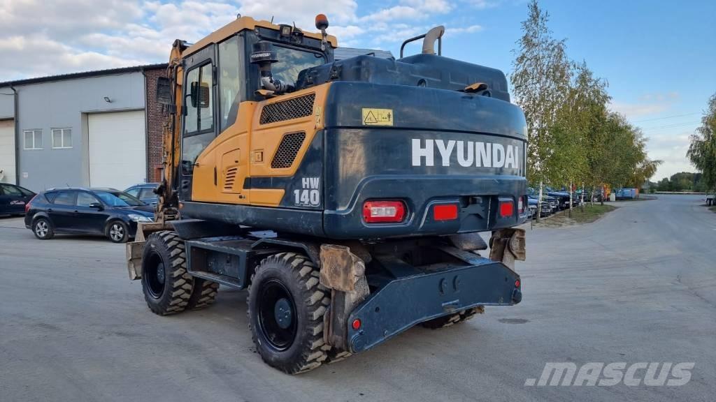 Hyundai HW 140 Pelle sur pneus