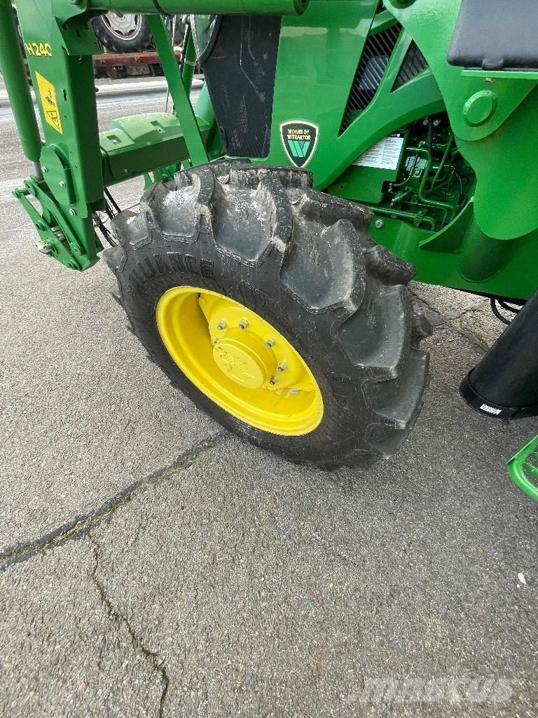 John Deere 5075 E Tracteur