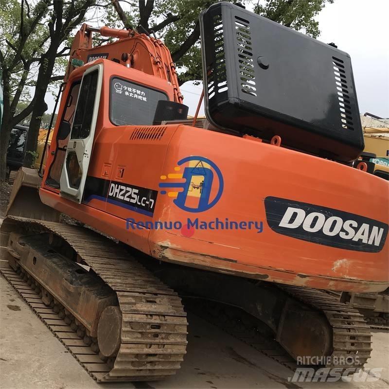Doosan DH225LC-7 Pelle sur chenilles