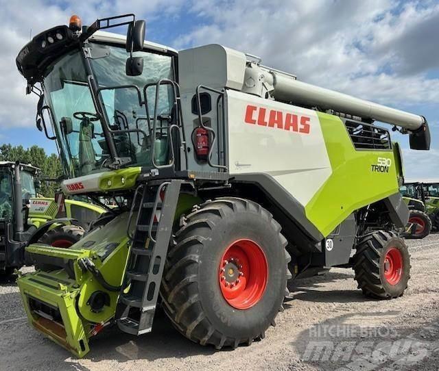 CLAAS TRION 530 Moissonneuse batteuse