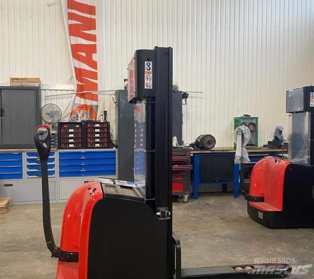 Manitou CDD12 AC1 Gerbeurs Automoteurs
