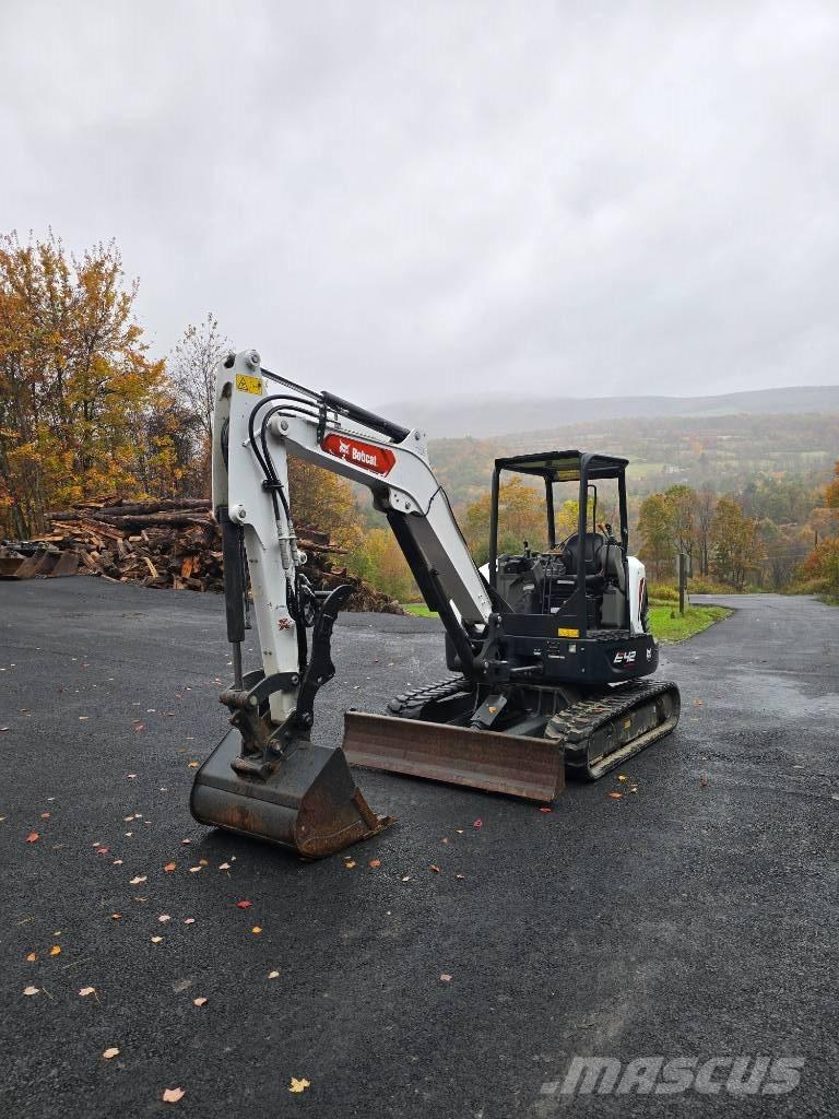 Bobcat E 42 Mini pelle < 7t