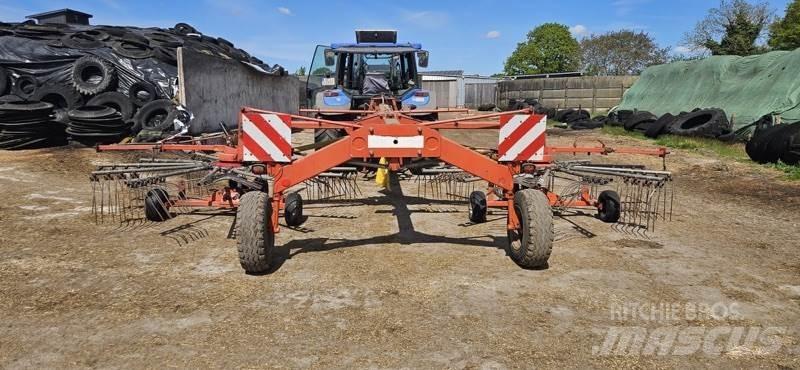 Fella TS 800 Faucheuse andaineuse automotrice