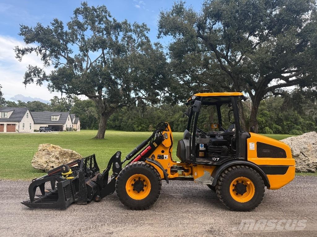 JCB 407 Chargeuse sur pneus