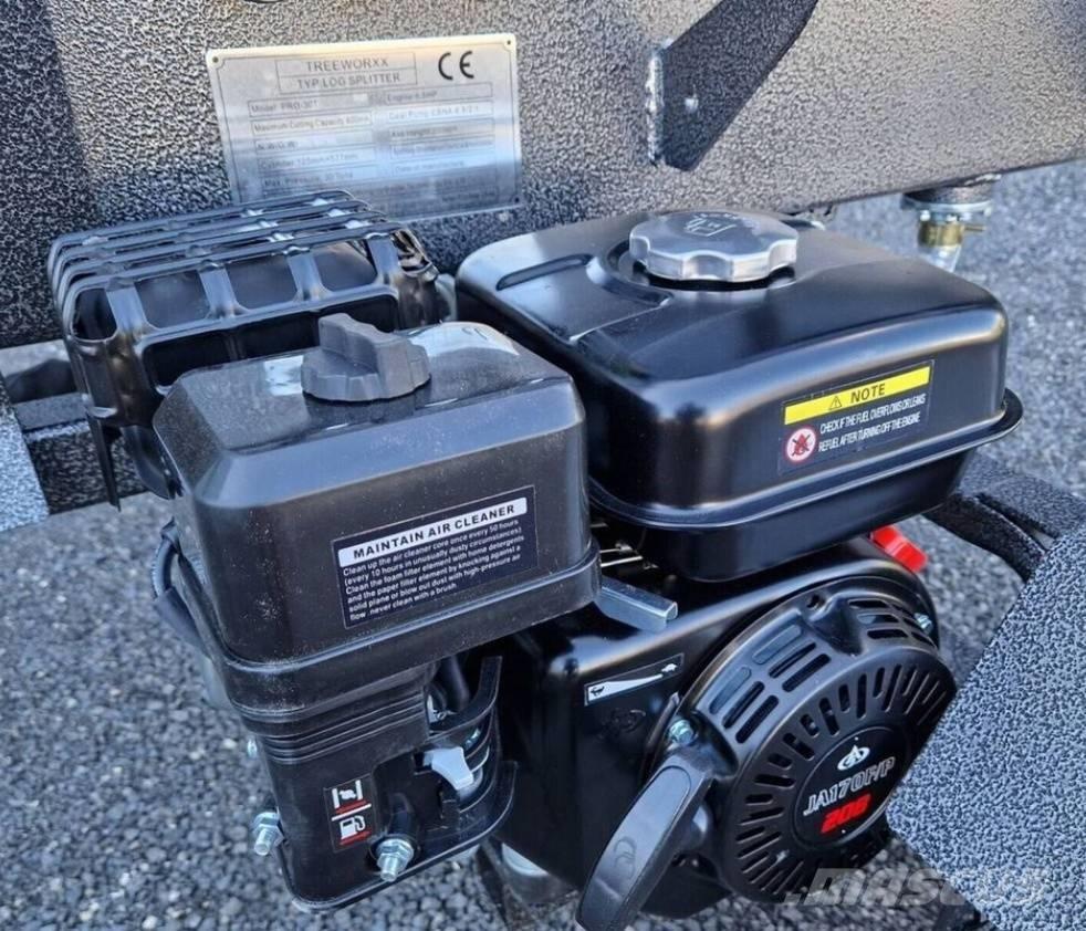  Treeworx 30T Fendeuse, Scie