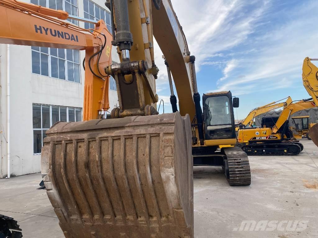 CAT 336 D Pelle sur chenilles