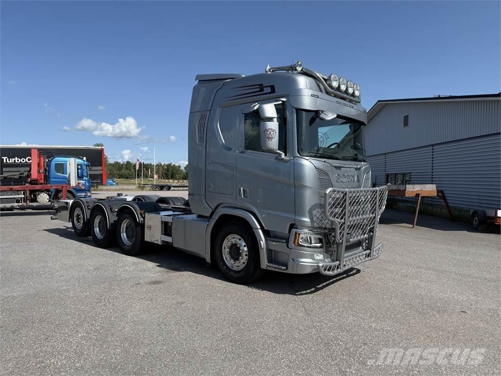 Scania R650 8x4 Châssis cabine