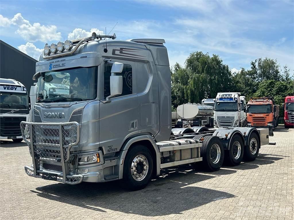 Scania R650 8x4 Châssis cabine