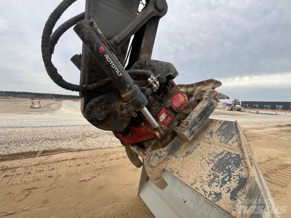 Volvo EC220EL Pelle sur chenilles