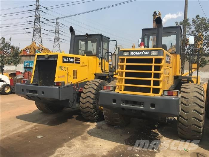 Komatsu WA 380-3 Chargeuse sur pneus