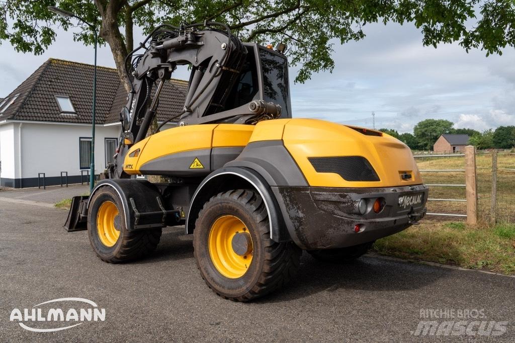 Mecalac 12 MTX Pelle sur pneus