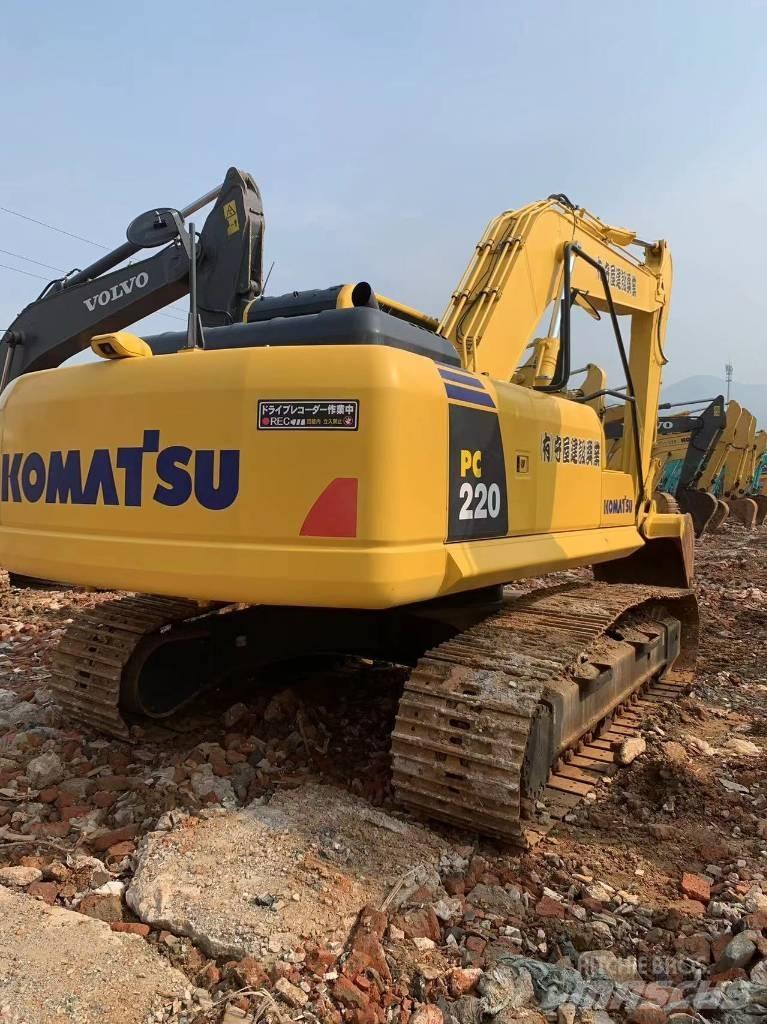 Komatsu PC 220-8 Mini pelle 7t-12t