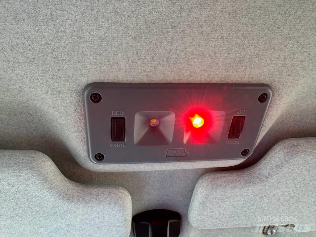 Land Rover Defender Voiture
