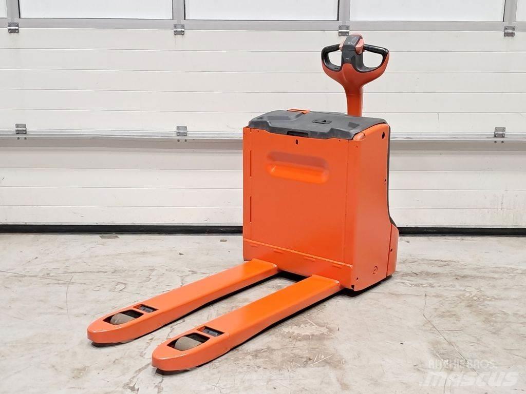 Linde T16 Transpalette accompagnant