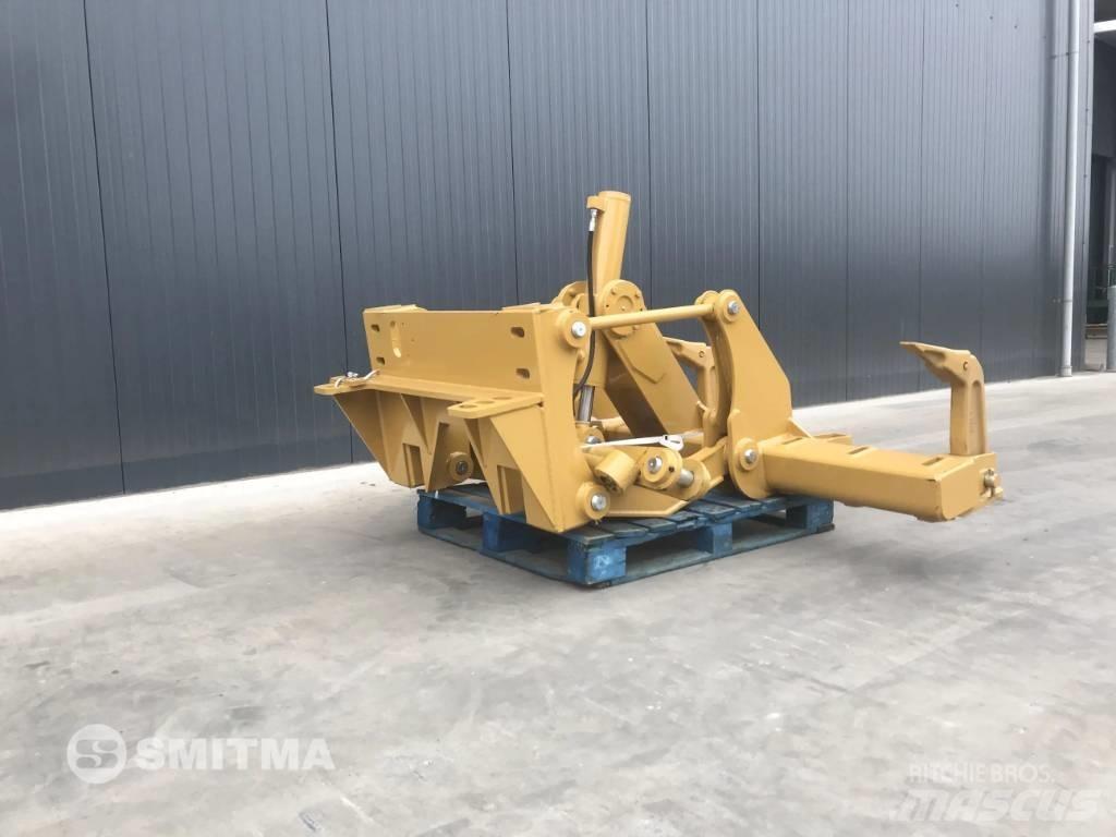 CAT 120G Scarificateur