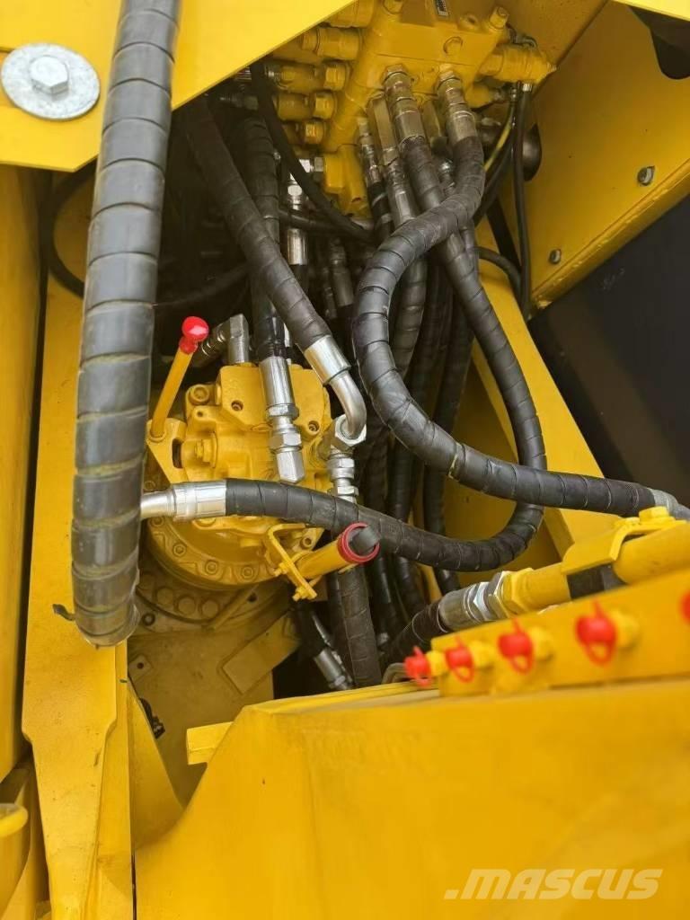 Komatsu 160-7 Pelle sur chenilles