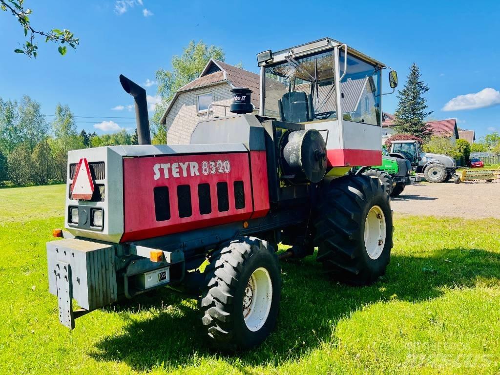 Steyr 8320 Ensileuse occasion
