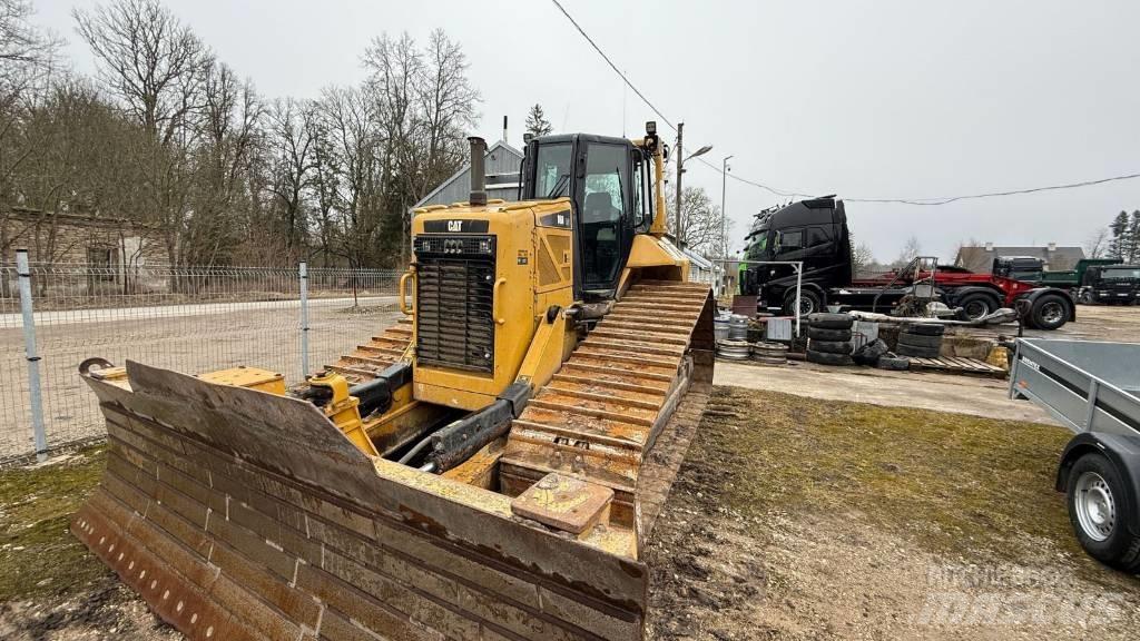 CAT D 6 N LGP Bouteurs sur chenilles