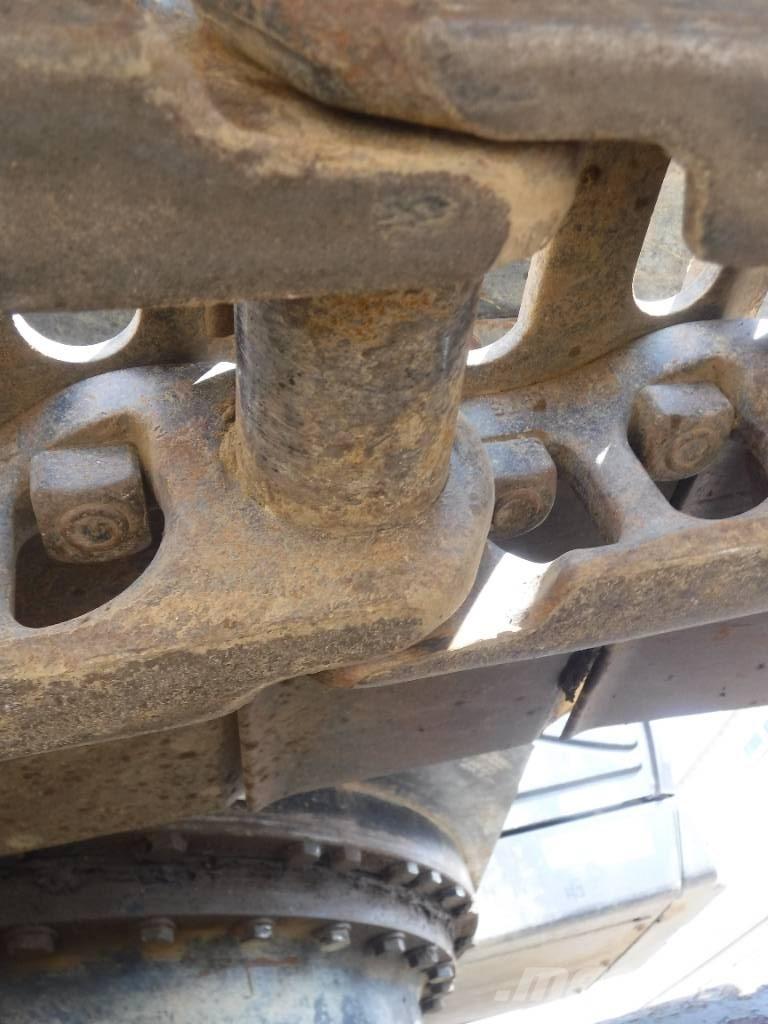 Hitachi ZX 210 LC-7 Pelle sur chenilles