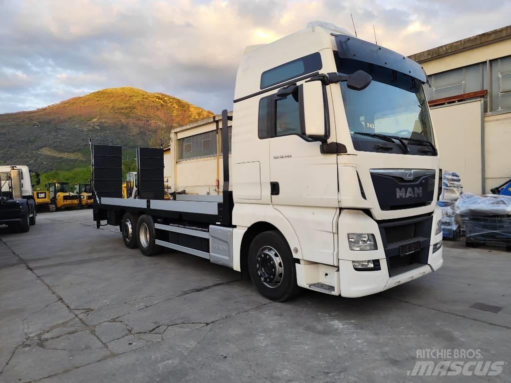 MAN TGX 26.440 Camion treuil