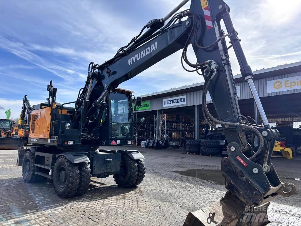 Hyundai HX 170ACR Pelle sur pneus