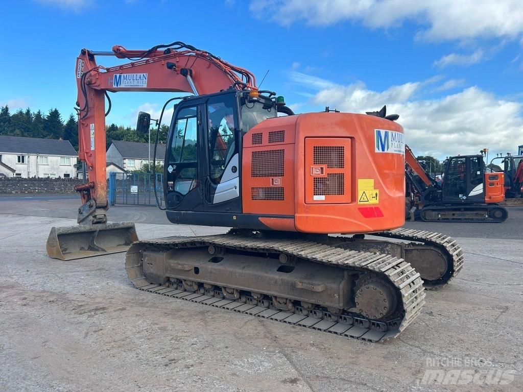 Hitachi ZX225 USLC-6 Pelle sur chenilles