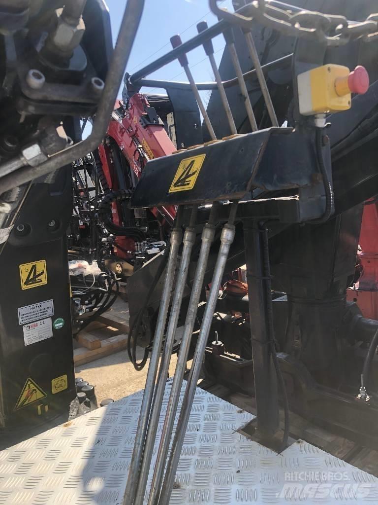 HIAB 111 B-2 Duo Grue auxiliaire