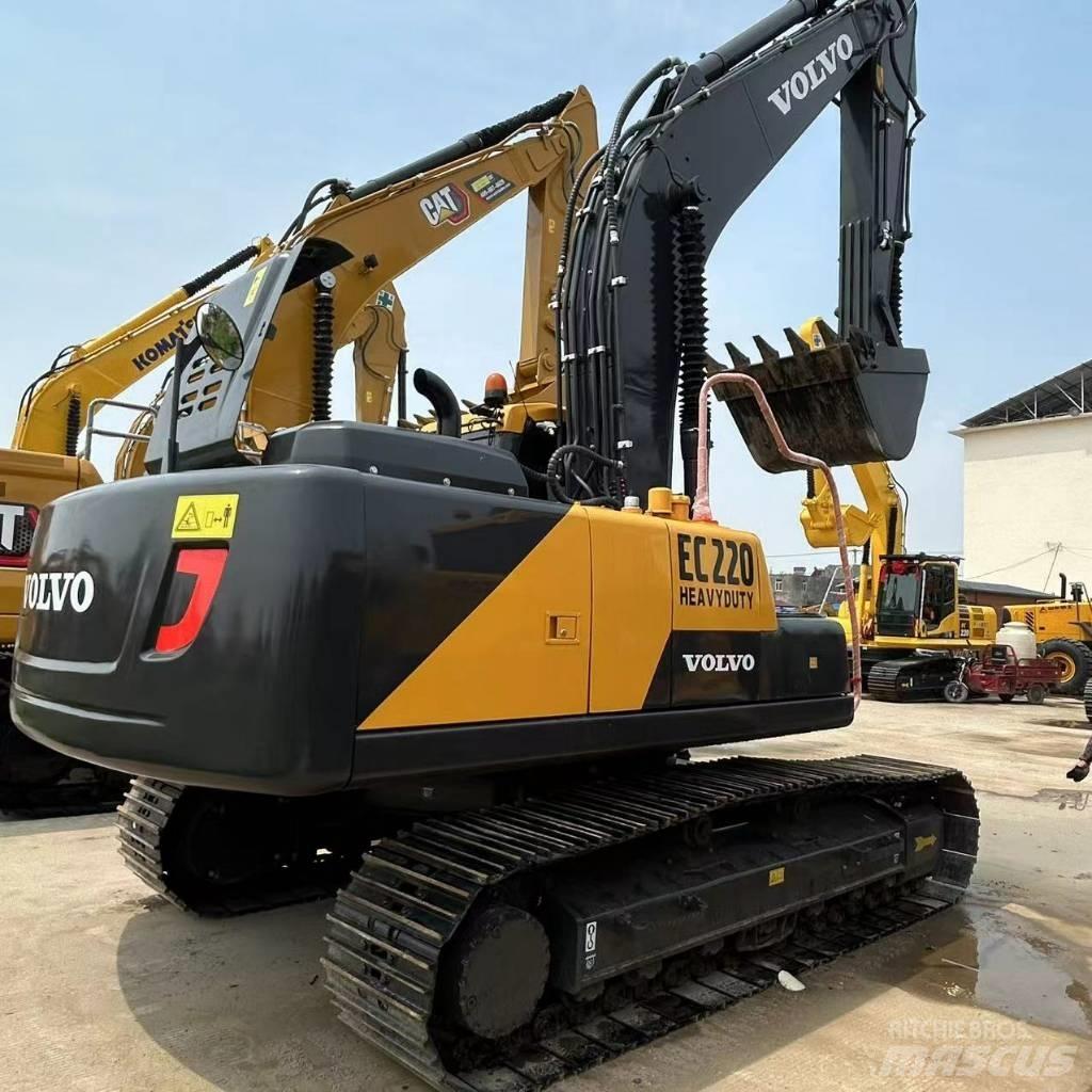 Volvo 220 Pelle sur chenilles