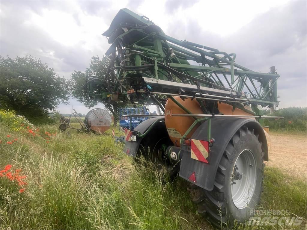 Amazone UX 4200 Pulvérisateurs traînés