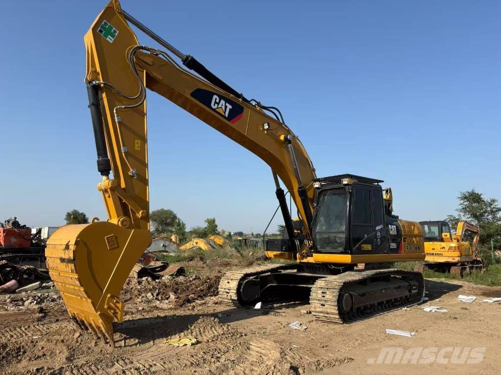 CAT 325 Pelle sur chenilles