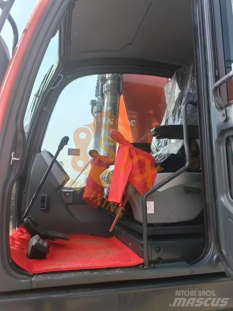 Doosan DX 225 LC Pelle sur chenilles