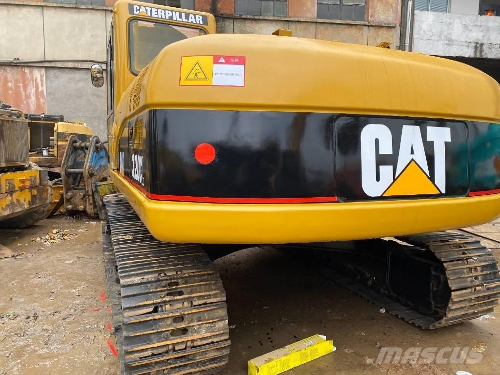 CAT 320 C L Pelle sur chenilles