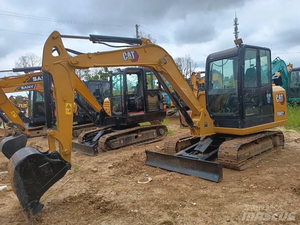 CAT 306E2 Mini pelle < 7t