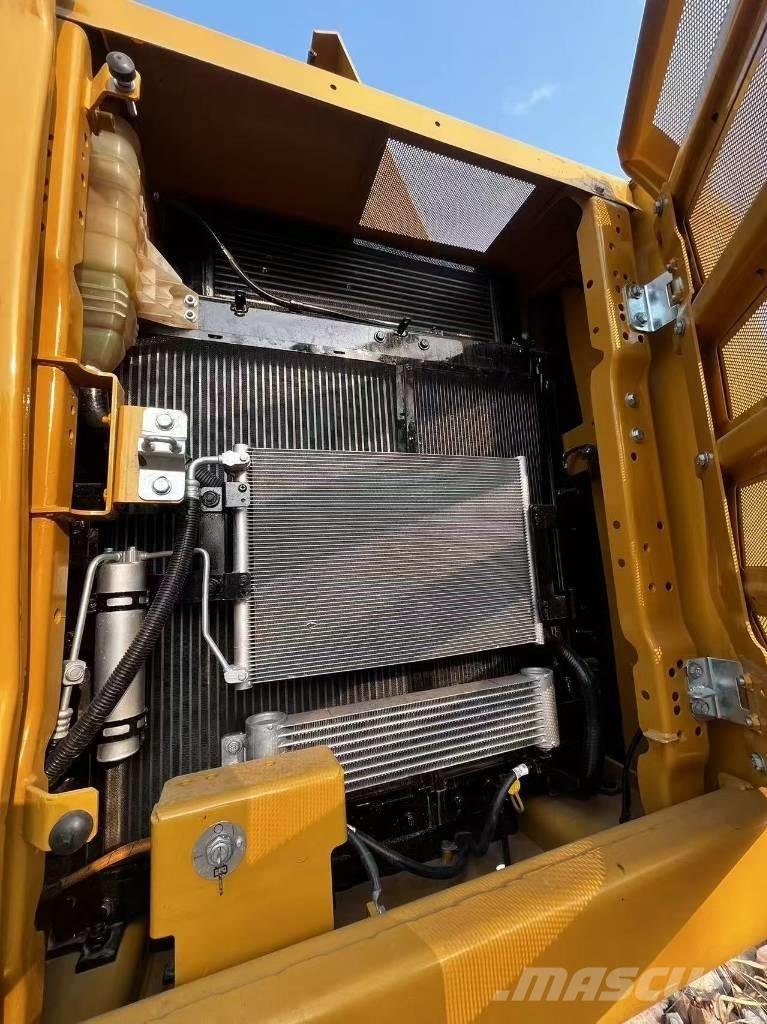 CAT 320 GC Pelle sur chenilles