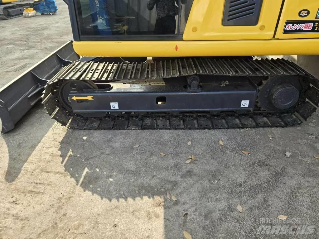Komatsu PC 70 Mini pelle < 7t