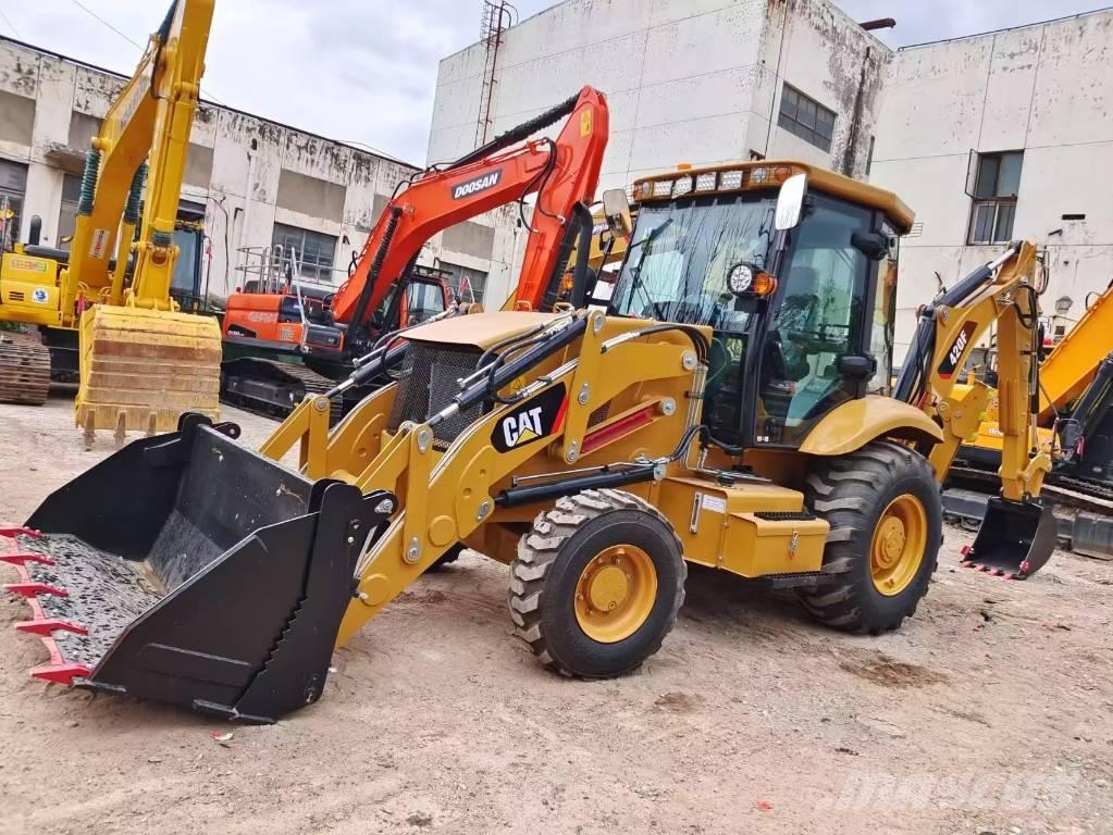 CAT 420 F Tractopelle